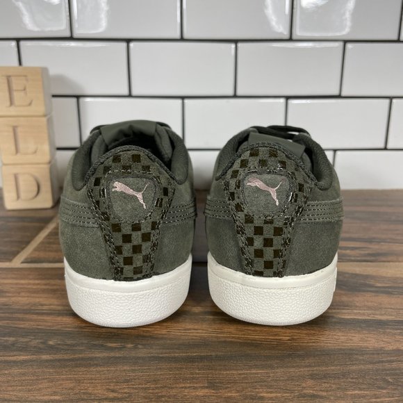 Puma Vikky Womens Size 6 Shoes Green Suede Low Top Casual Trainers Sneakers - Picture 4 of 14